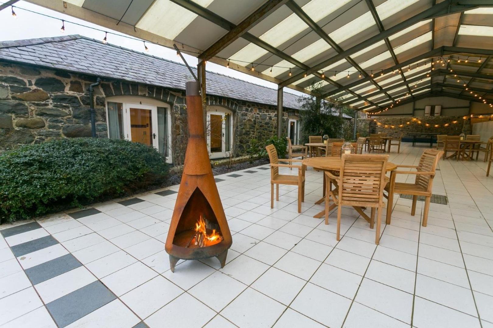 Tal Y Bont Uchaf Villa Bangor  Exterior photo